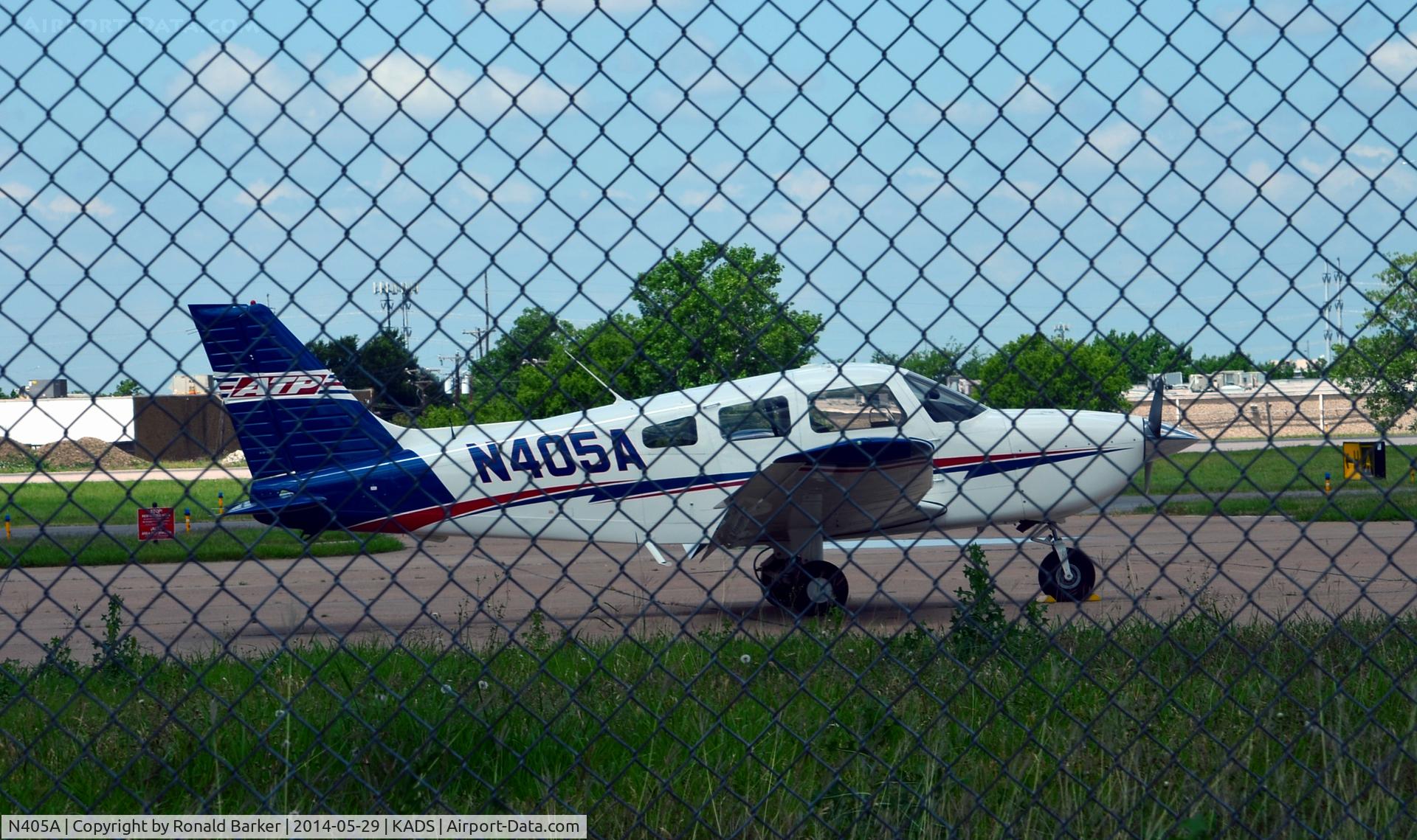 N405A, 2013 Piper PA-28-181 C/N 2843738, Addison, TX