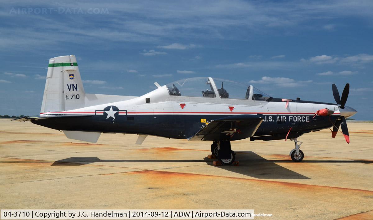 04-3710, Raytheon T-6A Texan II C/N PT-260, At NAF Washington.