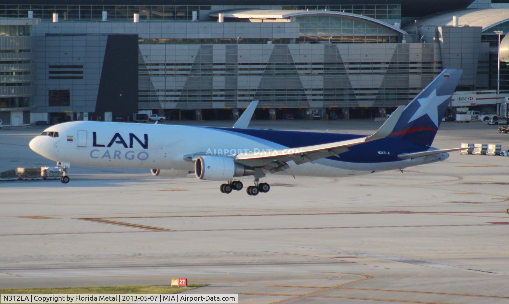 N312LA, 2001 Boeing 767-316F C/N 32572, LAN Cargo 767-300