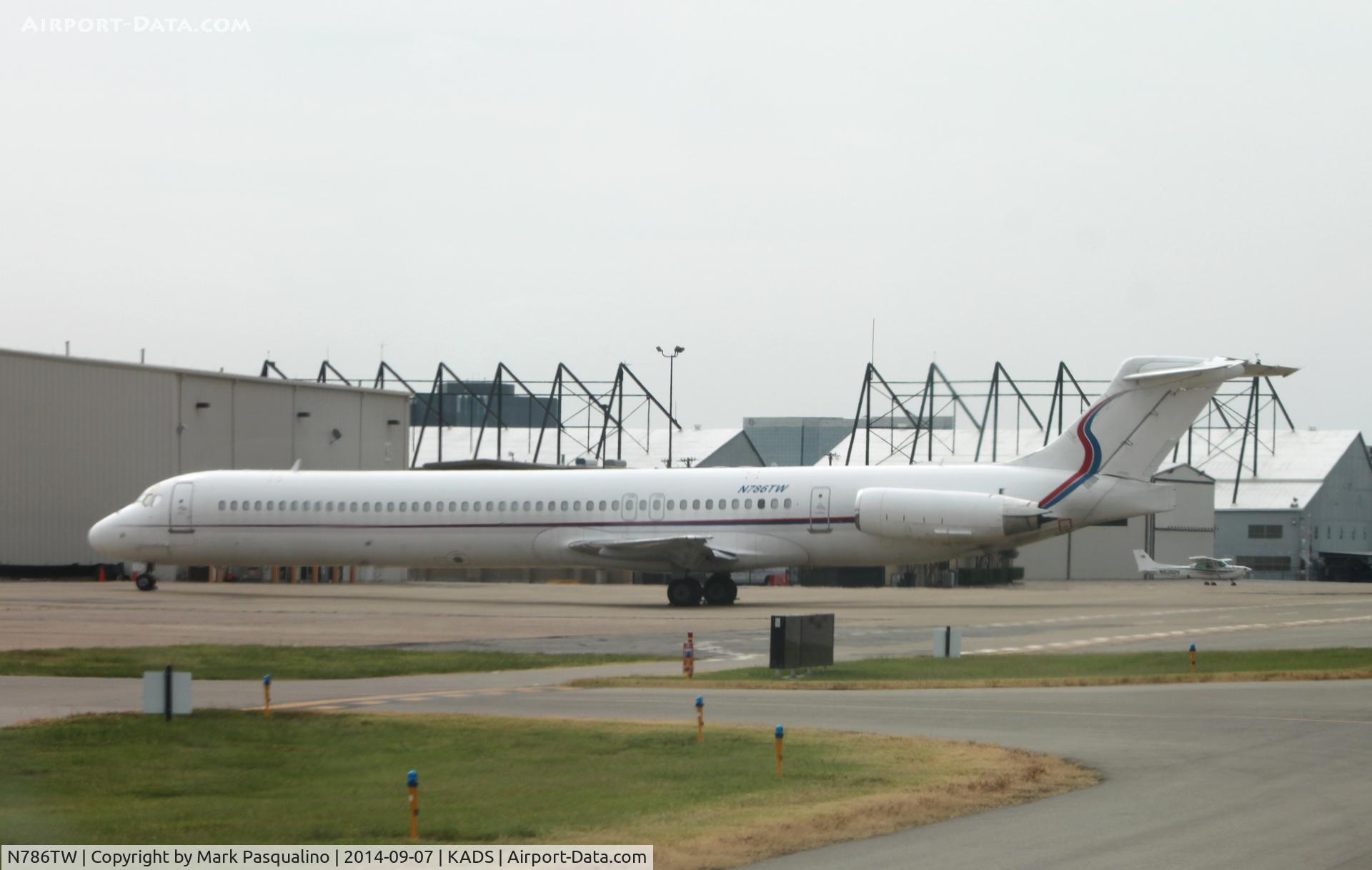 N786TW, 1992 McDonnell Douglas MD-83 (DC-9-83) C/N 53123, MD-83