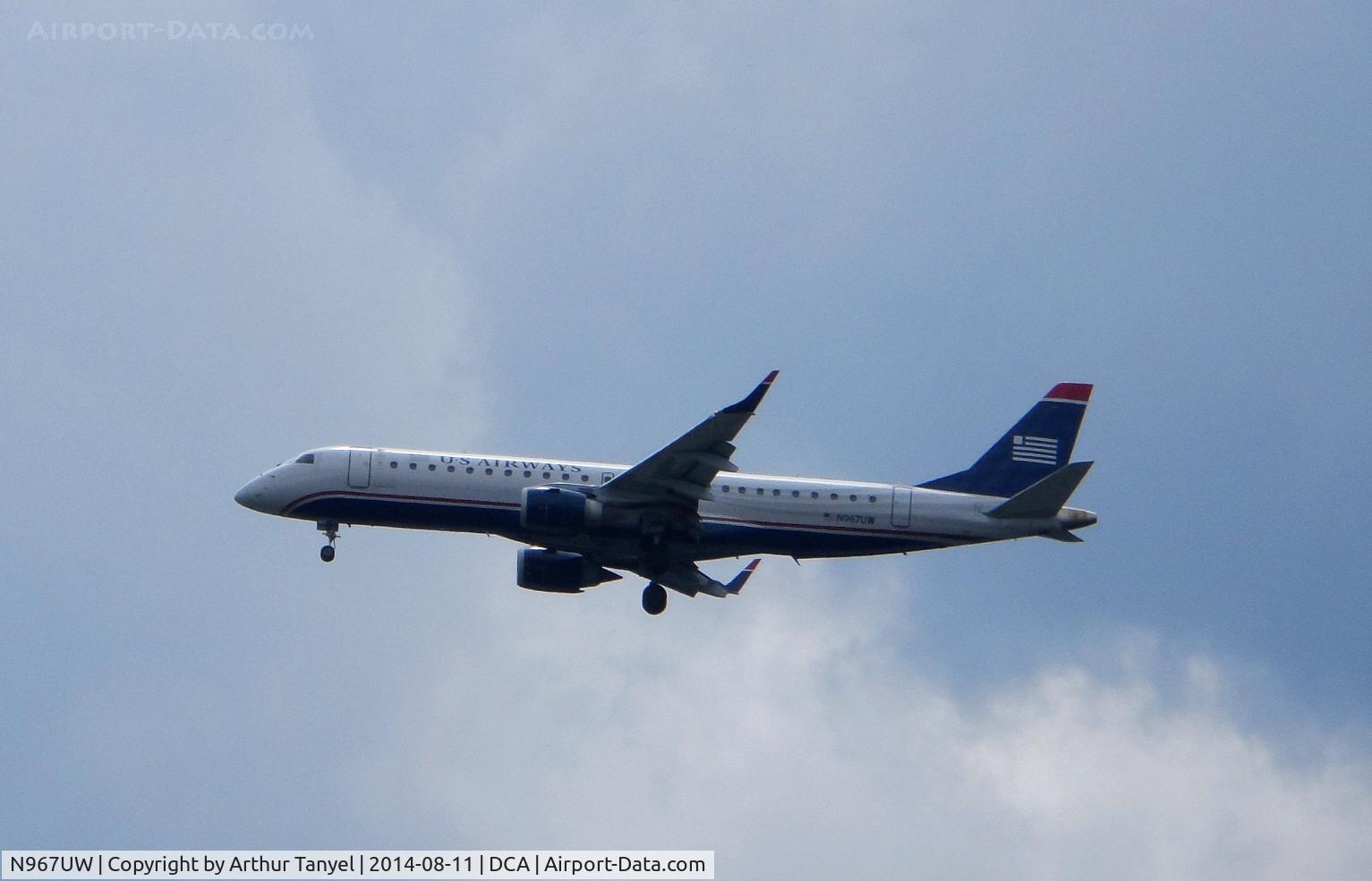 N967UW, 2008 Embraer 190AR (ERJ-190-100IGW) C/N 19000211, Landing @ DCA