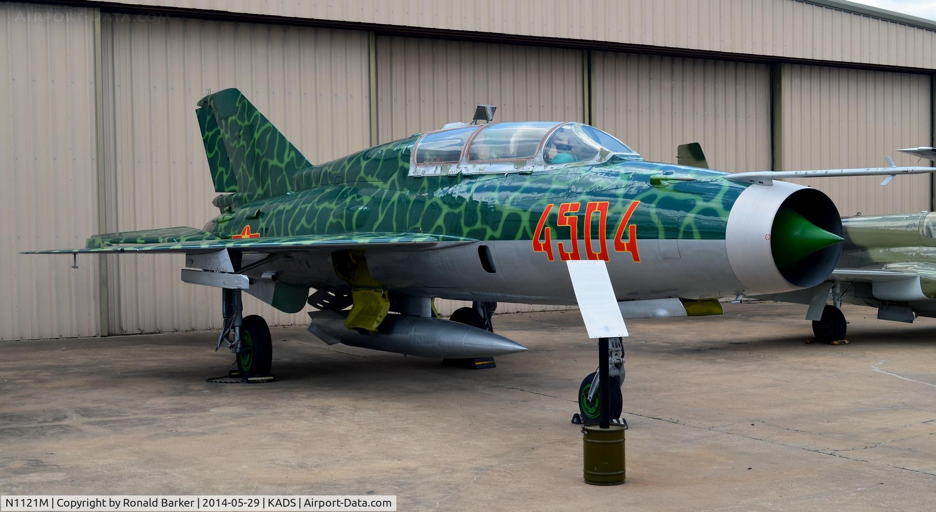 N1121M, Mikoyan-Gurevich MiG-21US C/N 4685145, Cavanaugh Flight Museum, Addison, TX