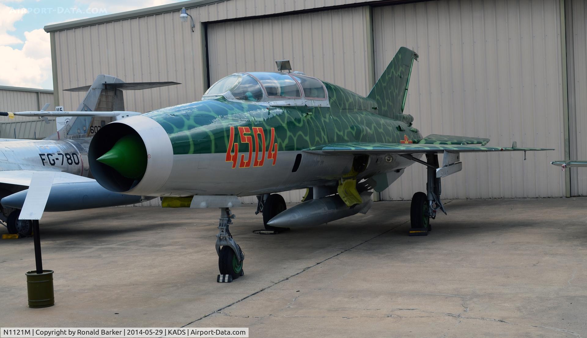 N1121M, Mikoyan-Gurevich MiG-21US C/N 4685145, Cavanaugh Flight Museum, Addison, TX