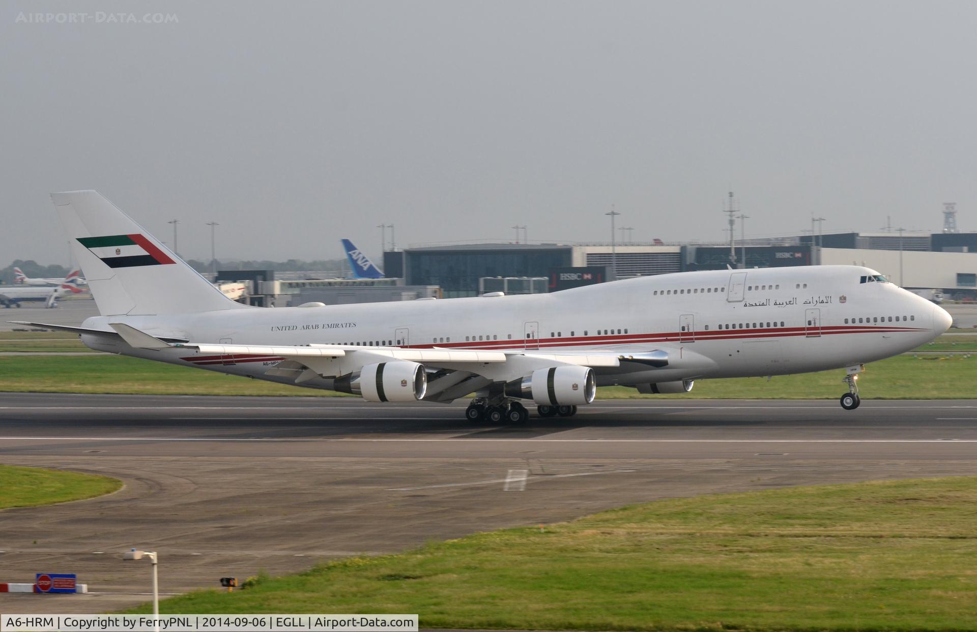 A6-HRM, 1998 Boeing 747-422 C/N 26903, UAE VIP B744 landing in LHR