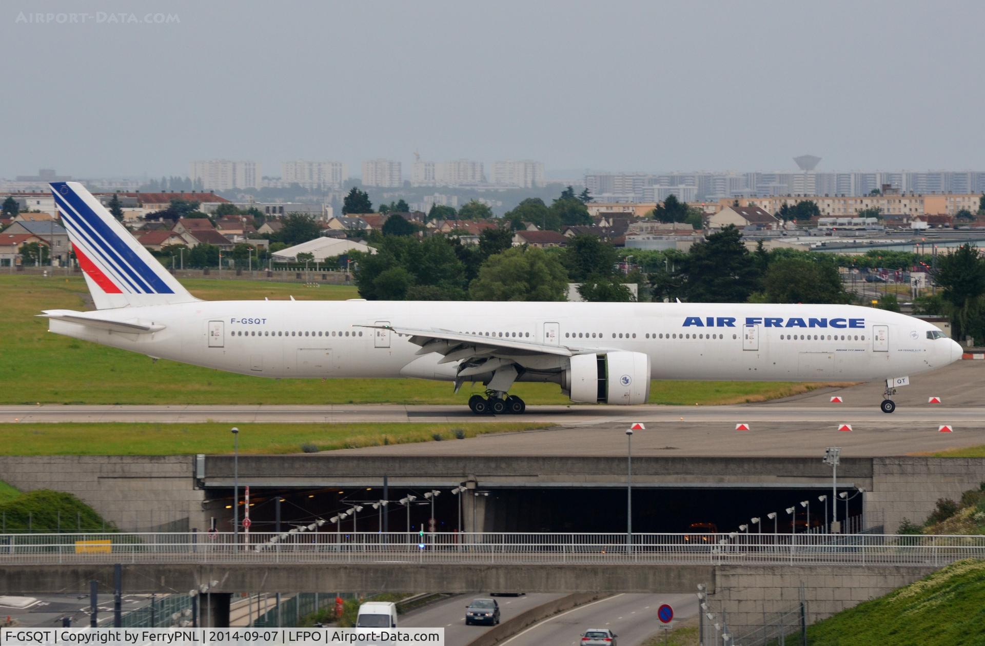 F-GSQT, 2007 Boeing 777-328/ER C/N 32846, Air France B773 landing in Orly.