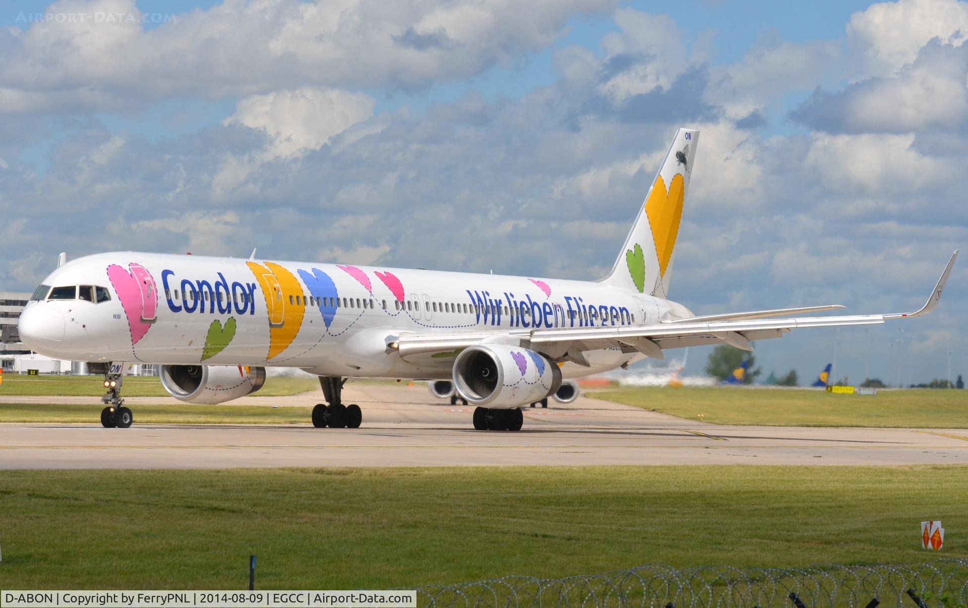 D-ABON, 2000 Boeing 757-330 C/N 29023, Condor B753 loves to fly and lines-up