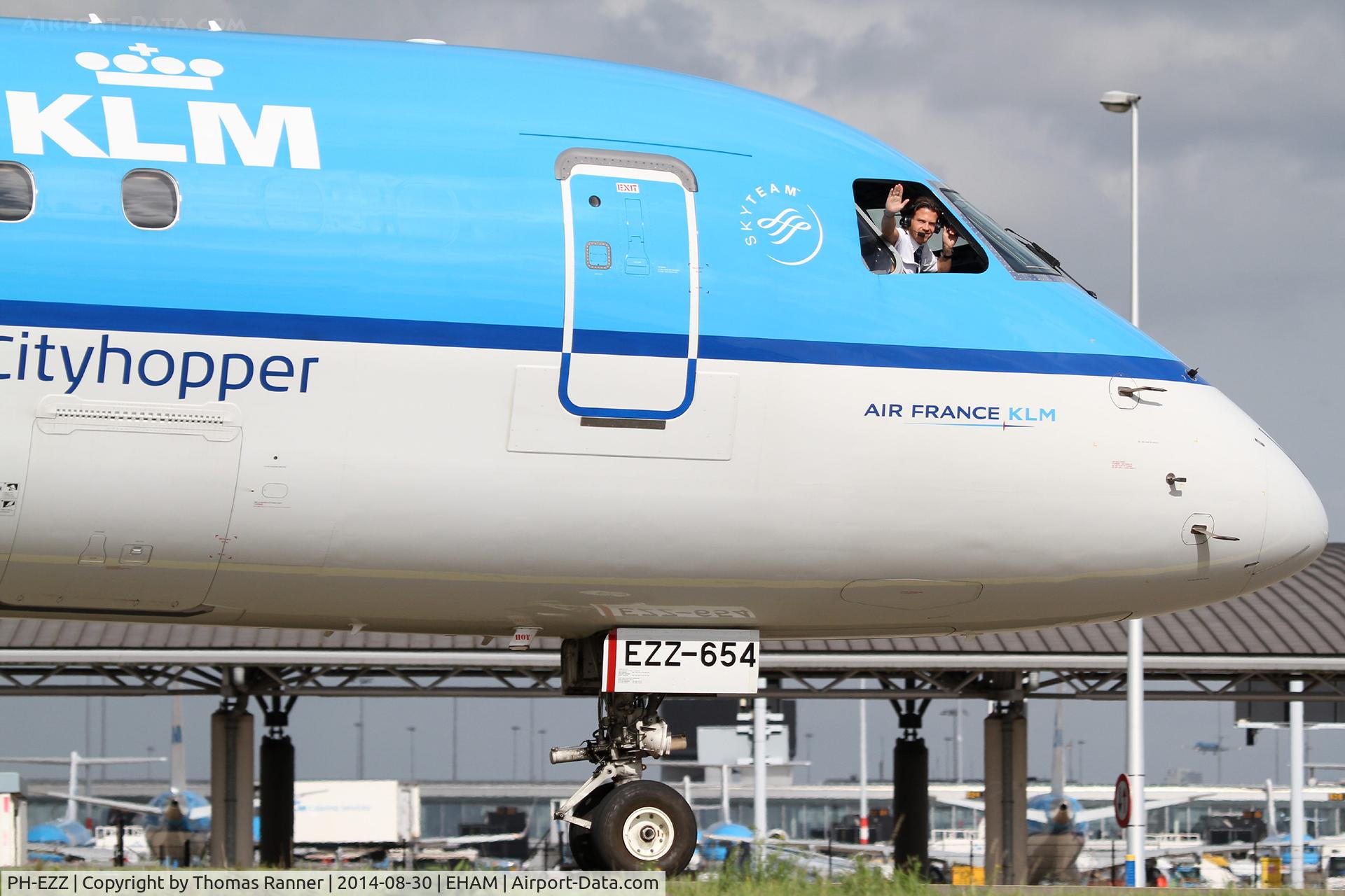 PH-EZZ, 2013 Embraer 190STD (ERJ-190-100) C/N 19000654, KLM Emb190