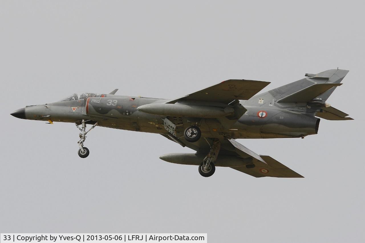 33, Dassault Super Etendard C/N 33, French Naval Aviation Dassault Super Etendard M (SEM), Short Approach Rwy 26, Landivisiau Naval Air Base (LFRJ)