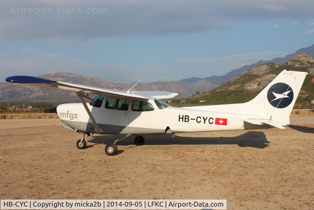 HB-CYC, 1980 Cessna 172RG Cutlass RG C/N 172RG-0556, Parked