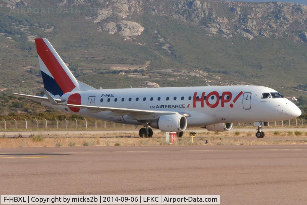 F-HBXL, 2004 Embraer 170LR (ERJ-170-100LR) C/N 17000009, Taxiing