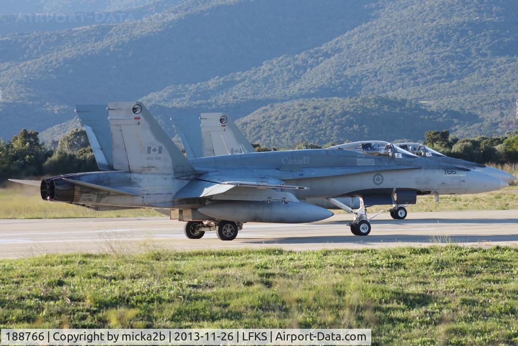 188766, 1986 McDonnell Douglas CF-188A Hornet C/N 0457/A375, Taxiing