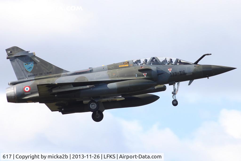 617, Dassault Mirage 2000D C/N 415, Landing