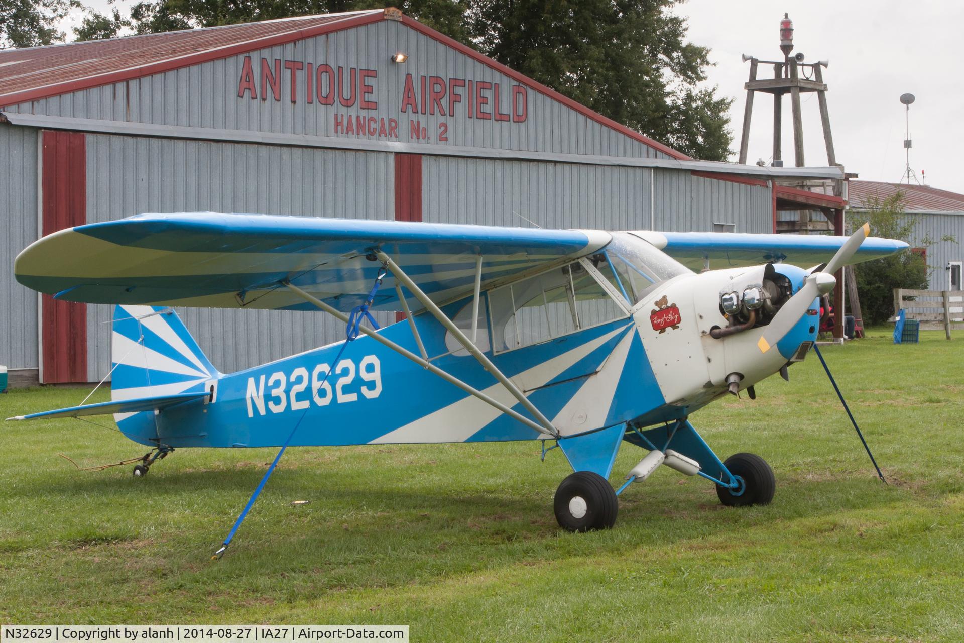 N32629, 1940 Piper J3C-65 Cub C/N 5498, At Antique Airfield, Blakesburg, 2014