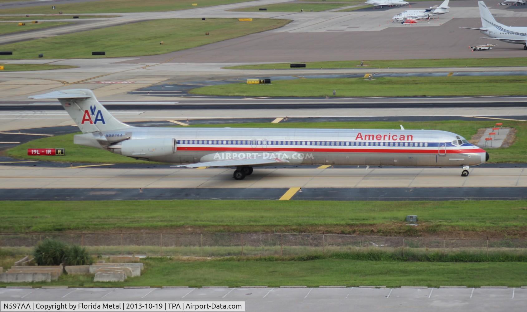 N597AA, 1992 McDonnell Douglas MD-83 (DC-9-83) C/N 53287, American MD-83