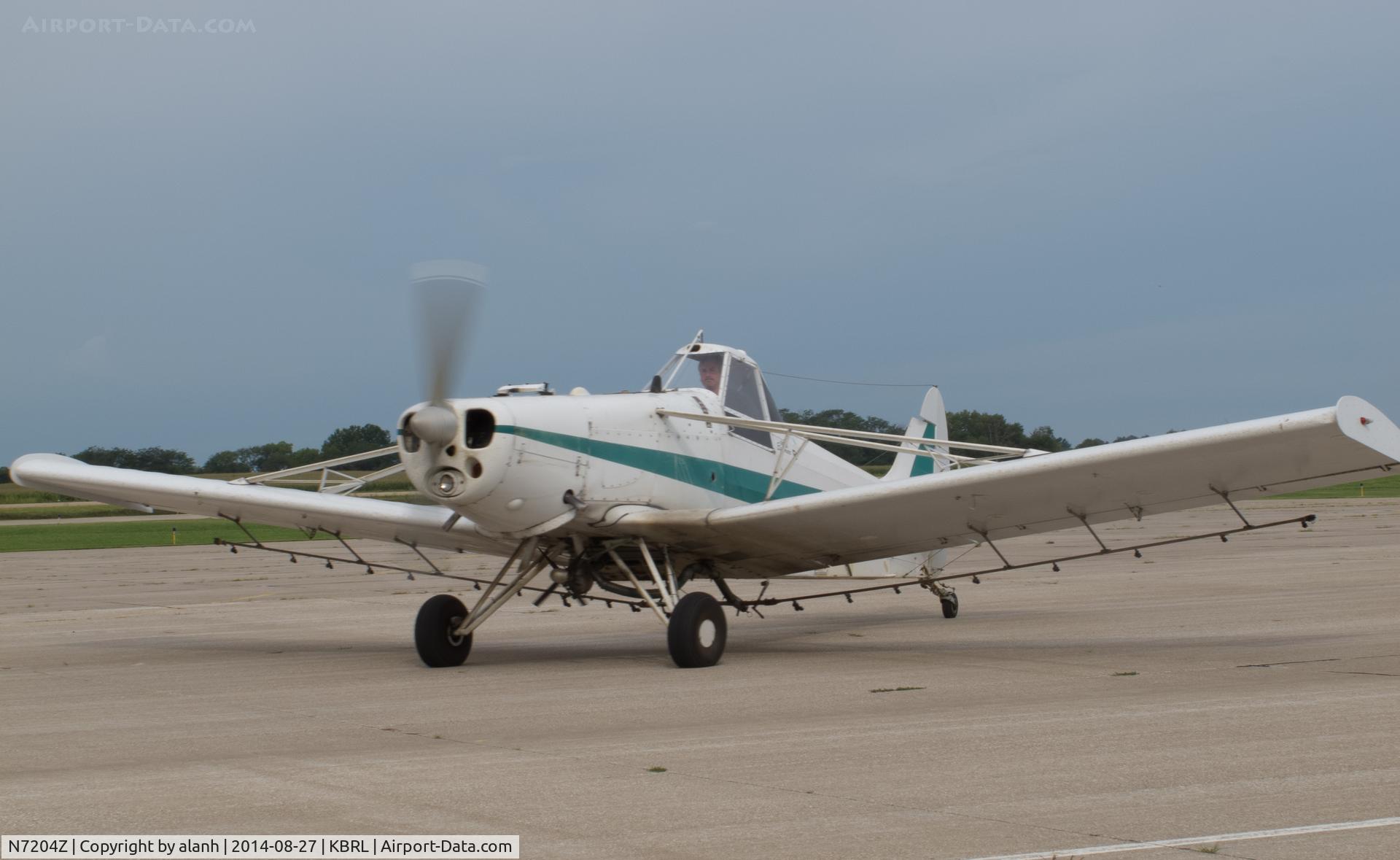 N7204Z, 1964 Piper PA-25-235 Pawnee C/N 25-3115, Prior to a spraying job