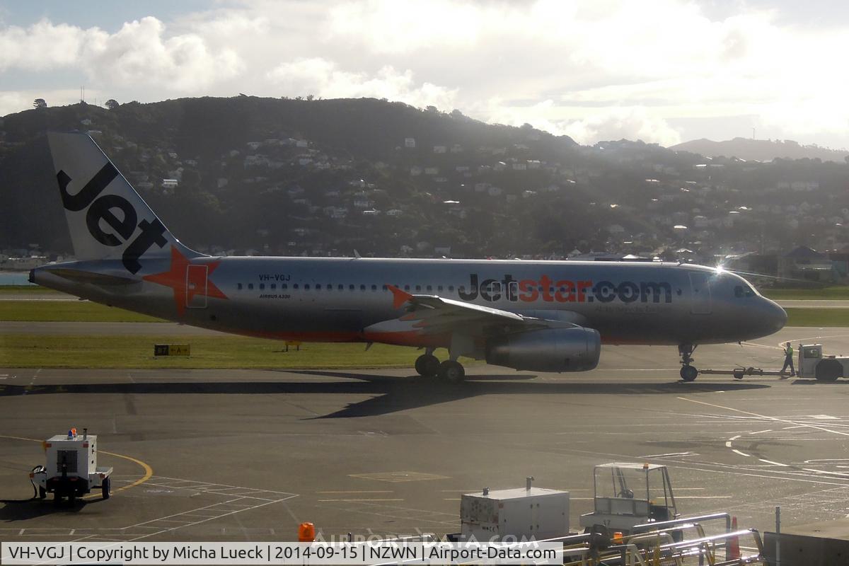 VH-VGJ, 2010 Airbus A320-214 C/N 4460, At Wellington