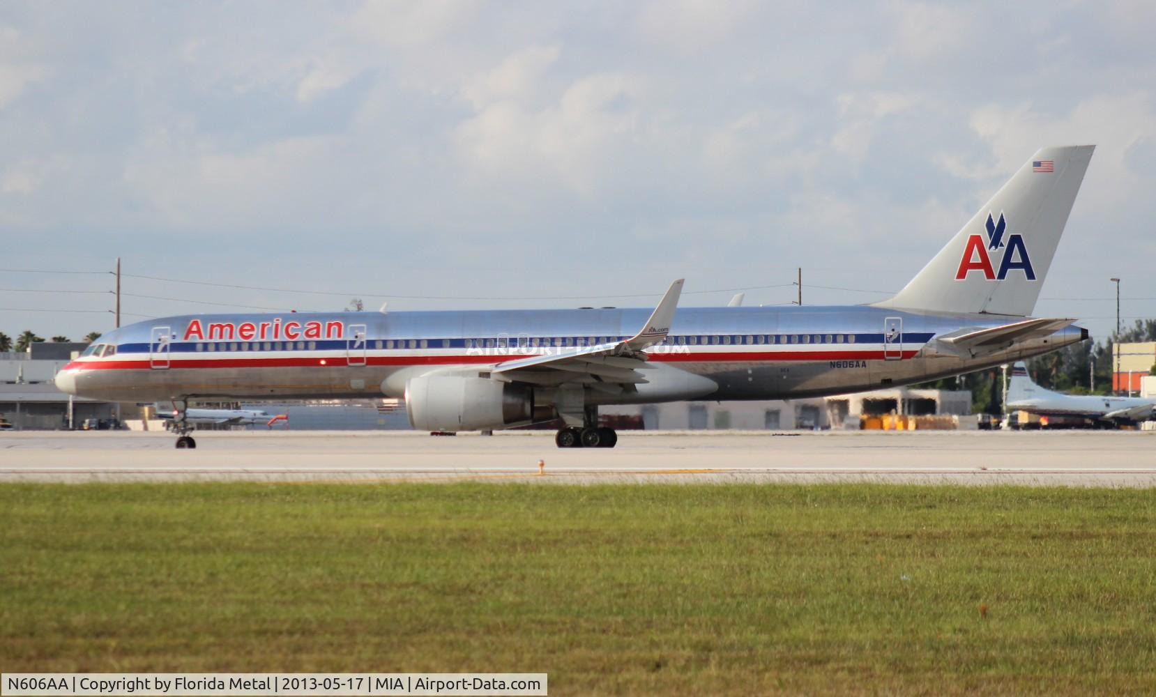 N606AA, 1996 Boeing 757-223 C/N 27057, American 757-200