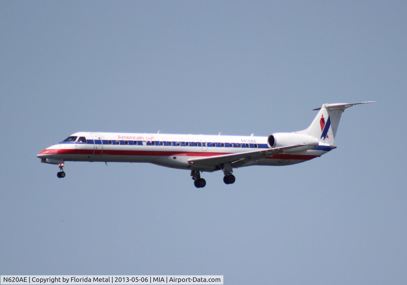 N620AE, Embraer ERJ-145LR (EMB-145LR) C/N 145102, American Eagle E145