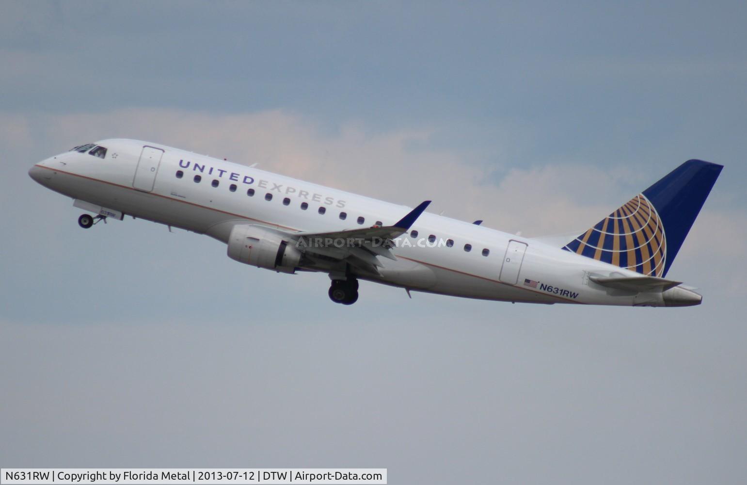 N631RW, 2004 Embraer 170SE (ERJ-170-100SE) C/N 17000007, United E170
