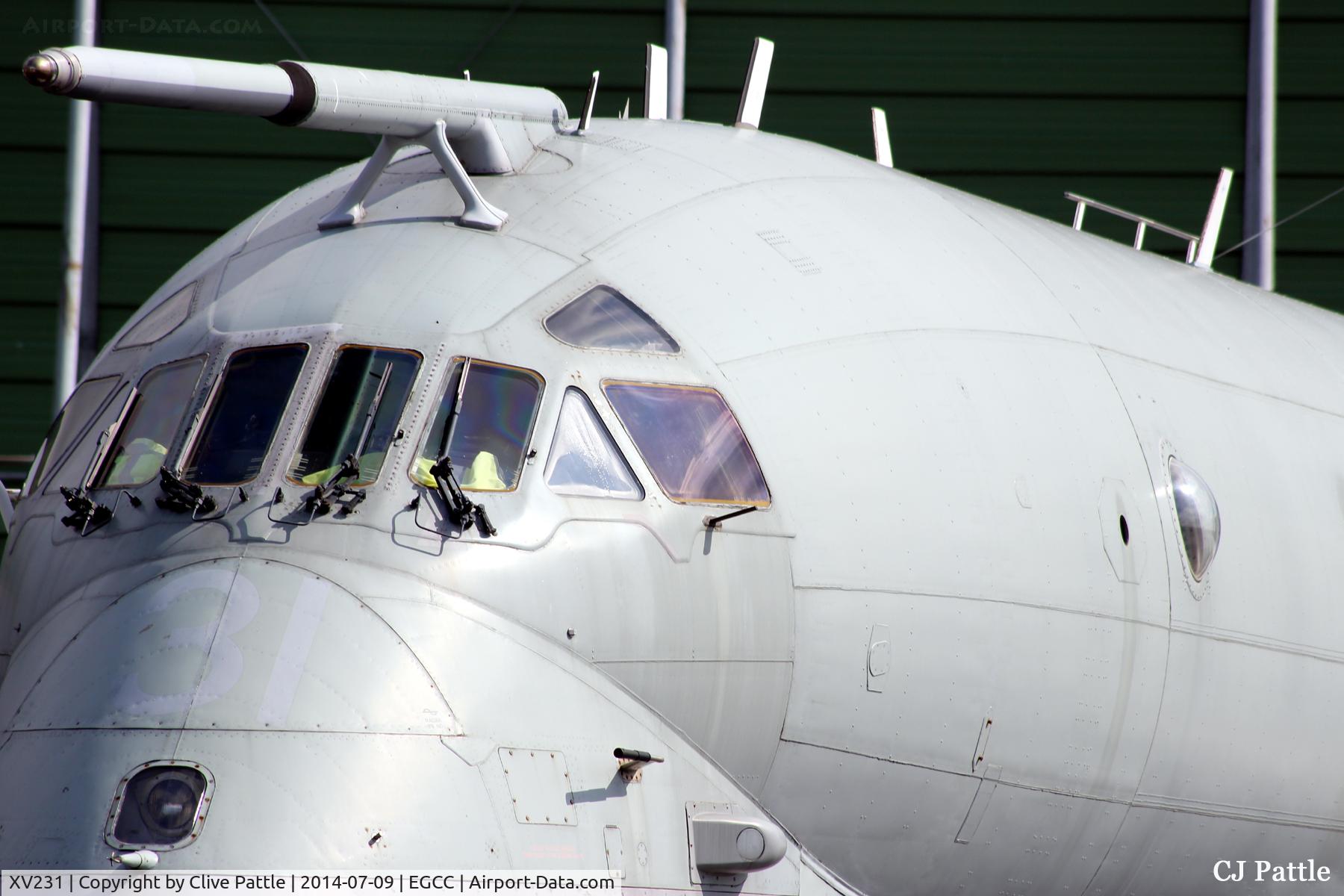 XV231, Hawker Siddeley Nimrod MR.2 C/N 8006, In viewing area at EGCC - Close-up