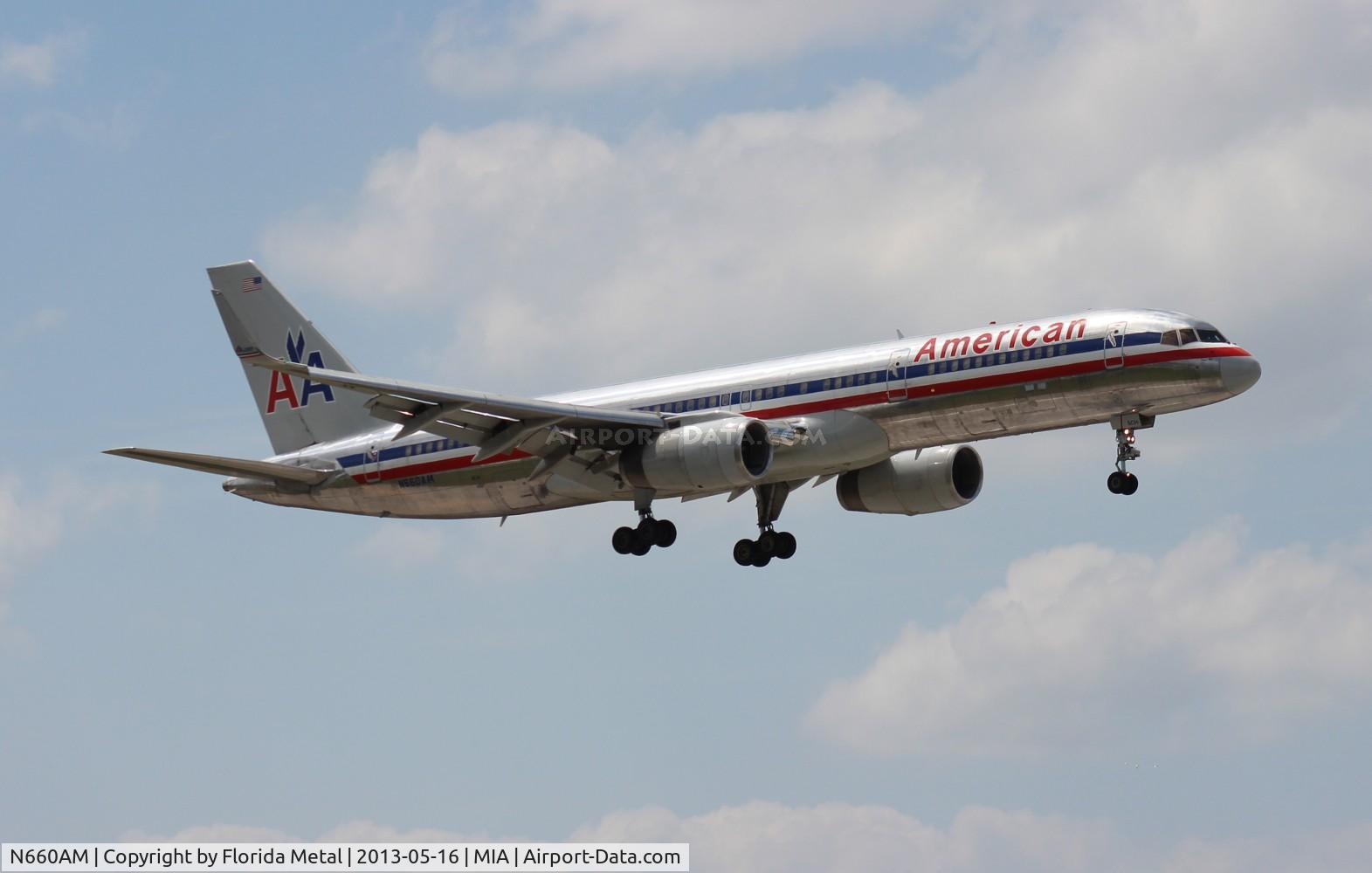N660AM, 1992 Boeing 757-223 C/N 25294, American 757-200