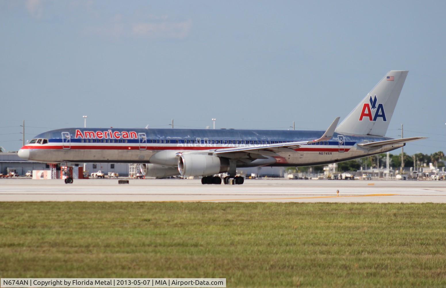 N674AN, 1998 Boeing 757-223 C/N 29424, American 757-200