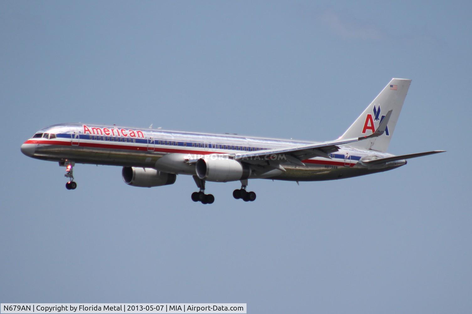 N679AN, 1999 Boeing 757-223F C/N 29589, American 757-200