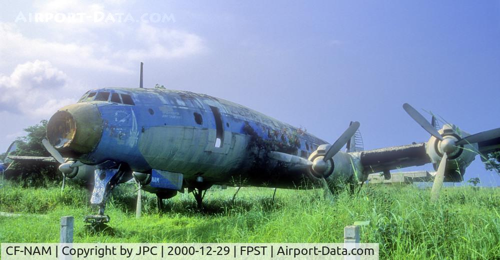 CF-NAM, Lockheed L-1049H-03 Super Constellation C/N 4832, Another view of this sad monument