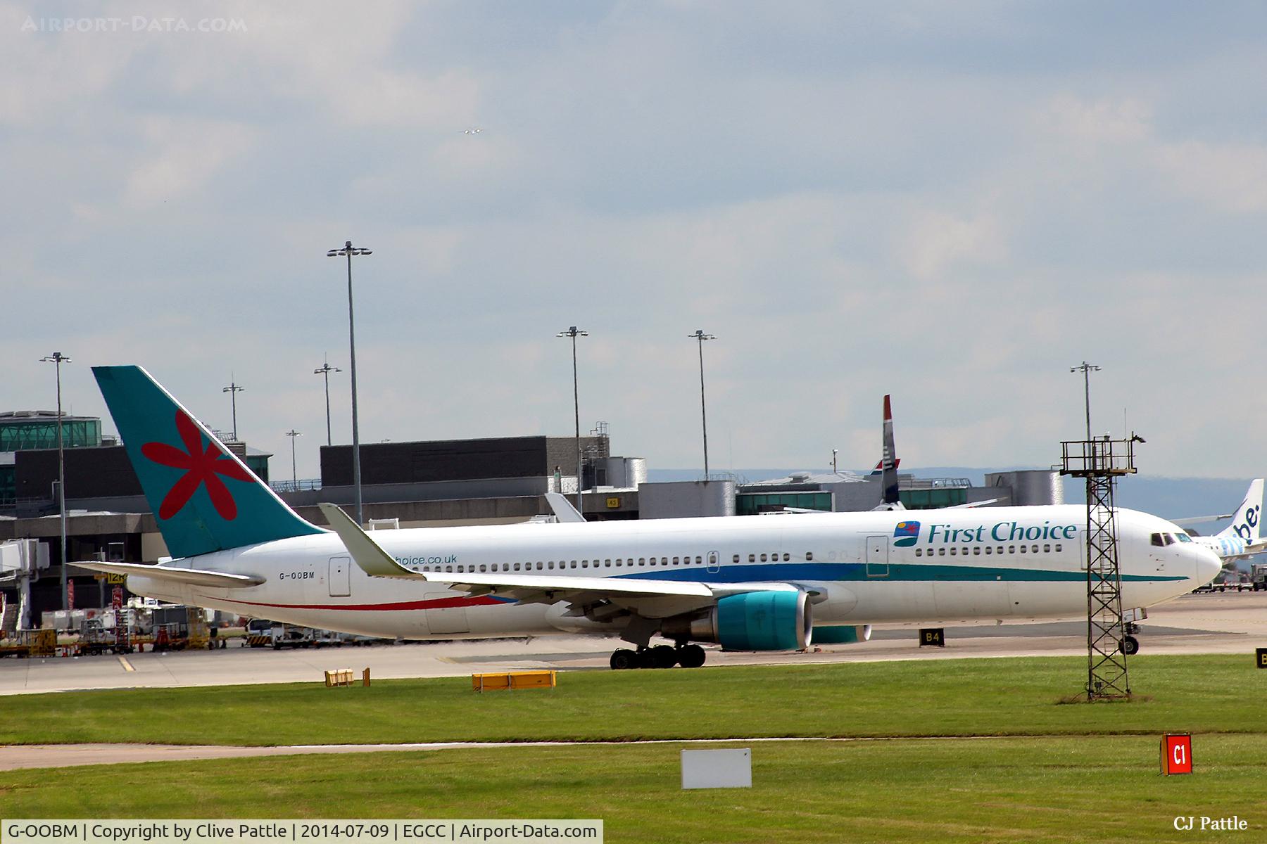 G-OOBM, 1995 Boeing 767-324 C/N 27568, Departure for sunny climes
