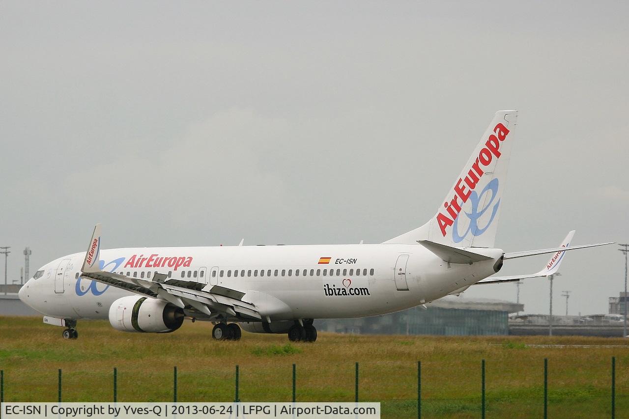 EC-ISN, 2002 Boeing 737-86Q C/N 30291, Boeing 737-86Q(WL), Max reverse thrust landing Rwy 26L, Roissy Charles De Gaulle Airport (LFPG-CDG)