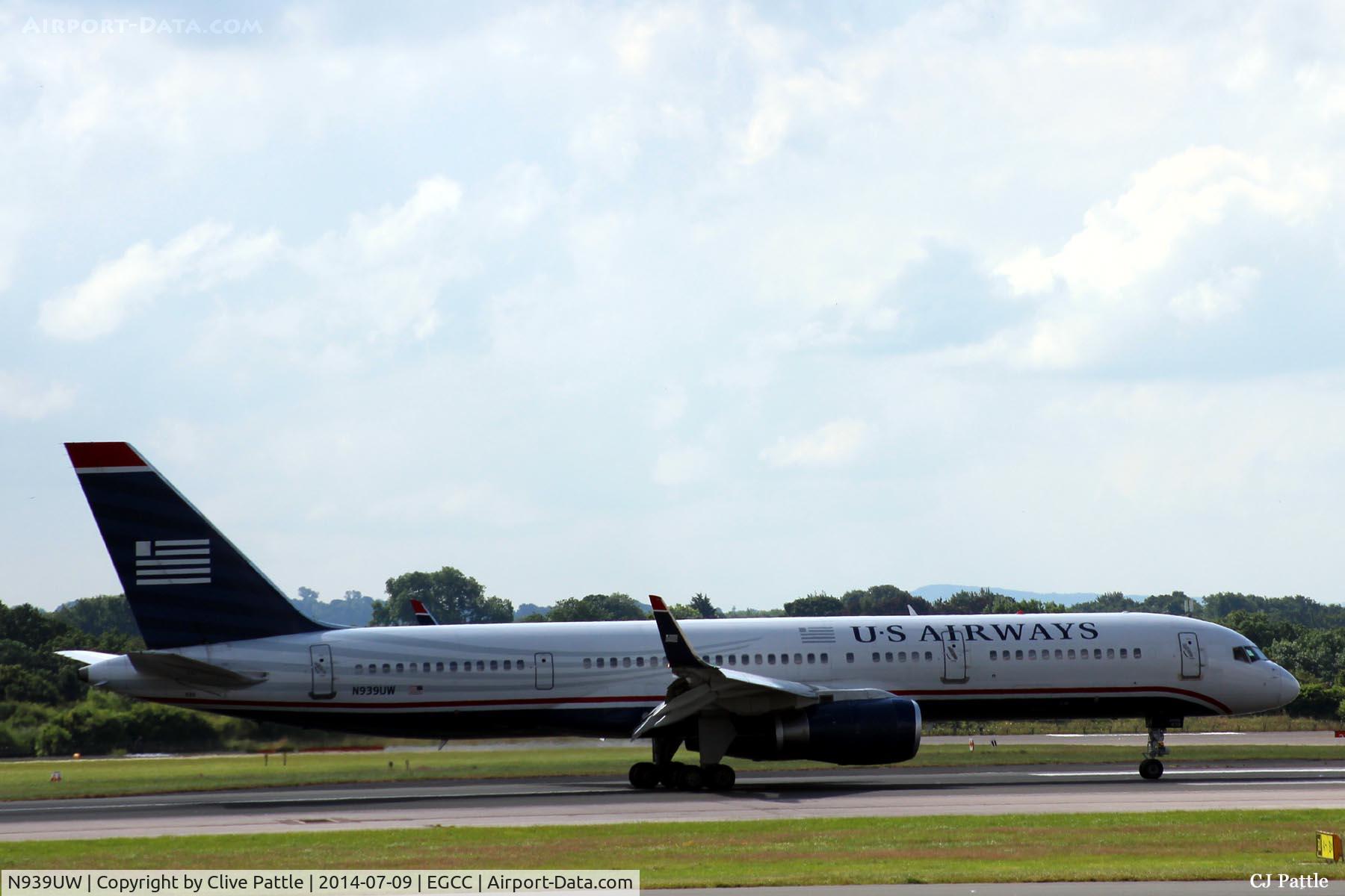 N939UW, 1994 Boeing 757-2B7 C/N 27303, Manchester arrival
