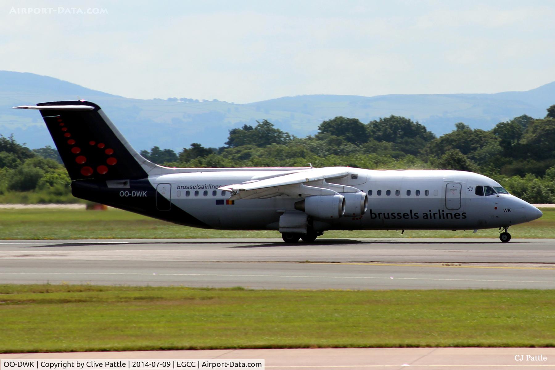 OO-DWK, 1999 British Aerospace Avro 146-RJ100 C/N E3360, Manchester Take Off Roll