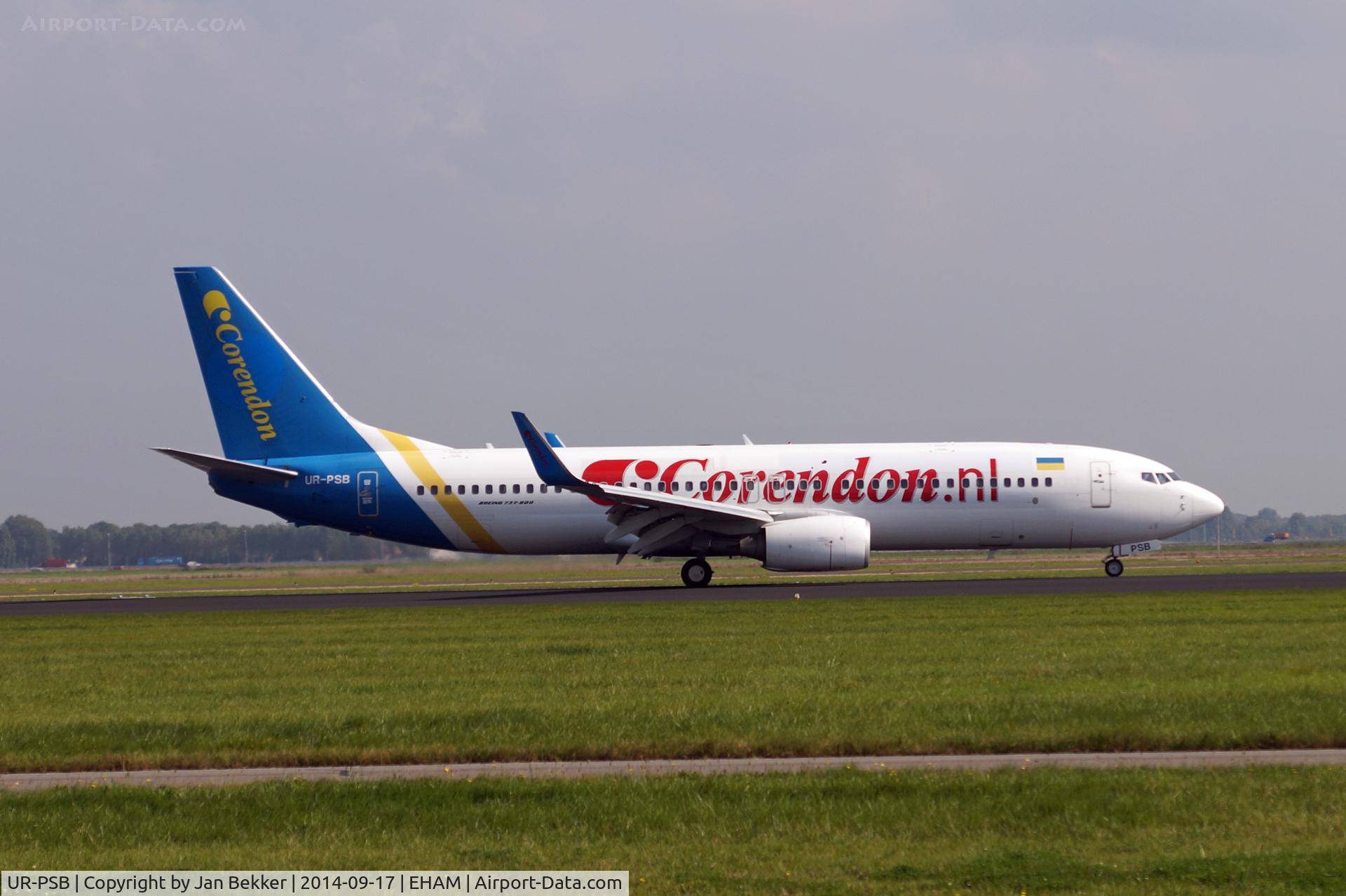 UR-PSB, 2009 Boeing 737-8HX C/N 29654, Schiphol, Polderbaan
