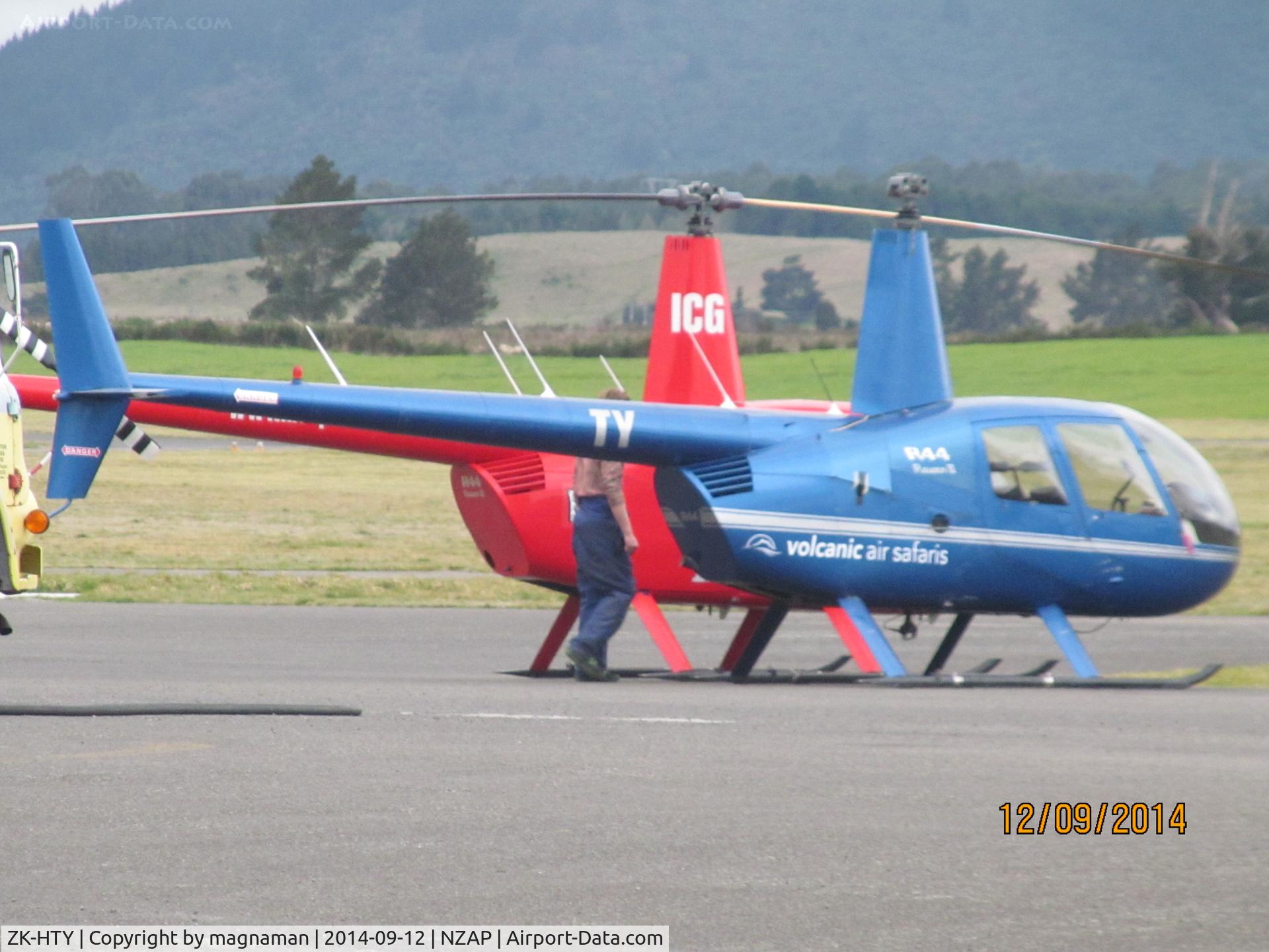 ZK-HTY, 2007 Robinson R44 II C/N 11523, At taupo