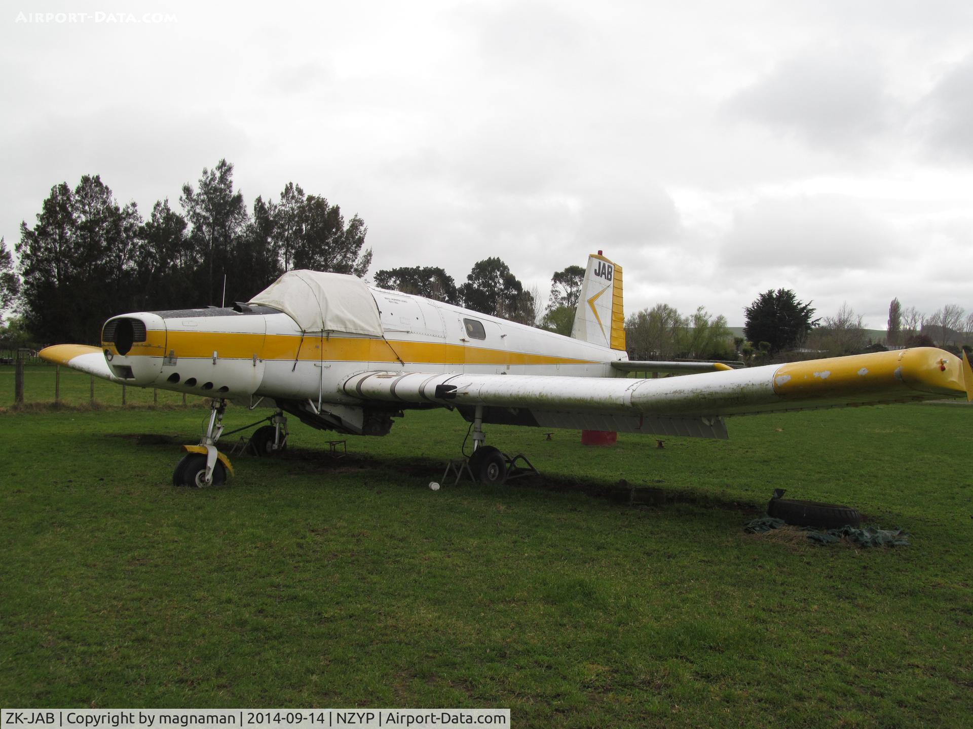 ZK-JAB, NZ Aerospace FU24-954 C/N 272, from angle