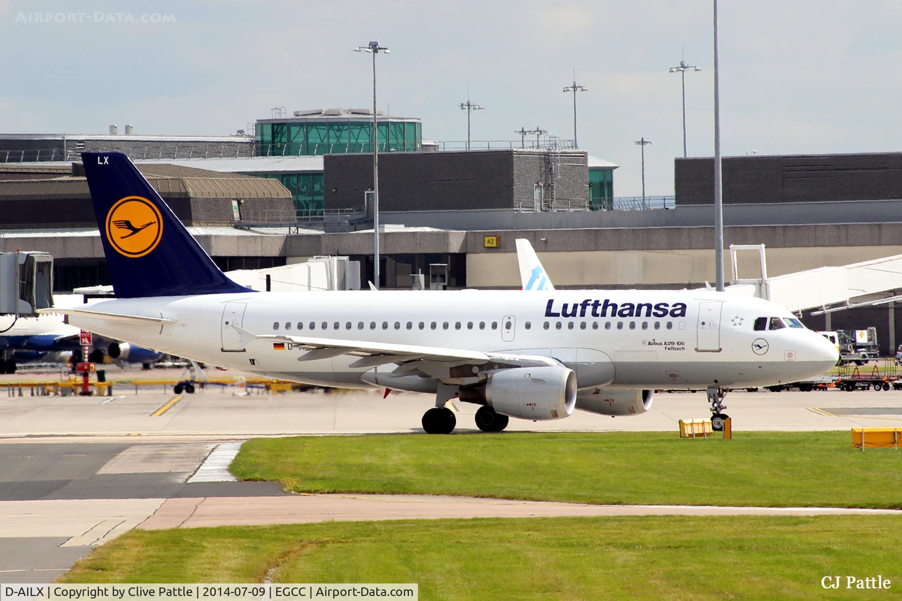 D-AILX, 1998 Airbus A319-114 C/N 860, Departure from the gate