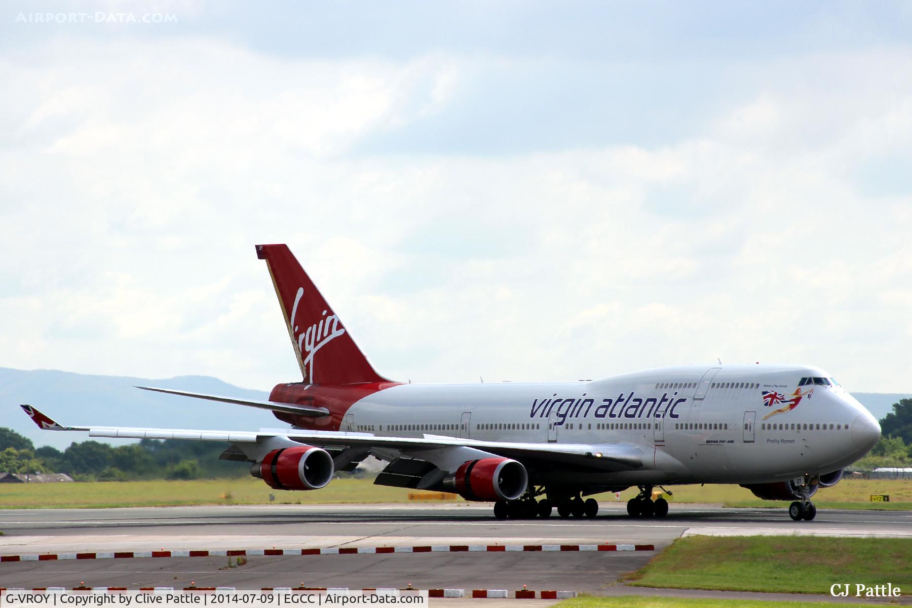G-VROY, 2001 Boeing 747-443 C/N 32340, Landing Roll at EGCC with Full left rudder