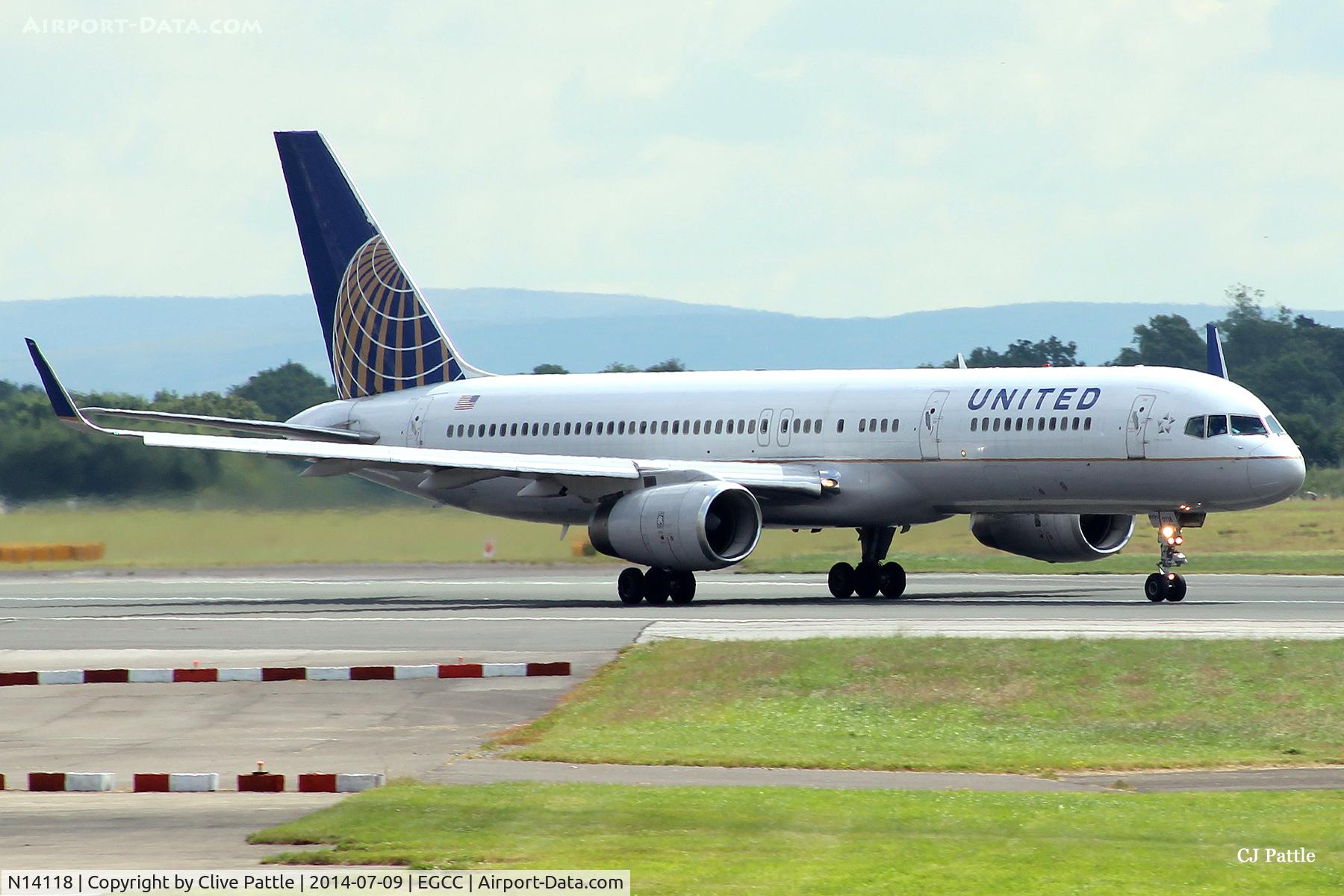 N14118, 1997 Boeing 757-224 C/N 27560, Take-off roll