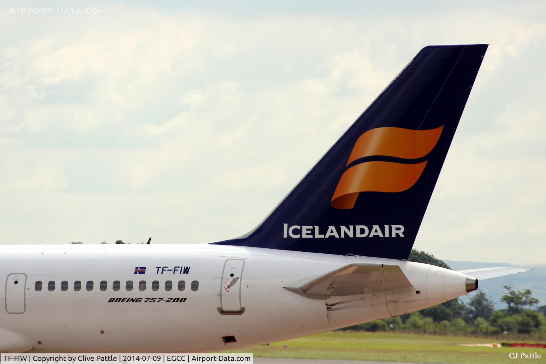 TF-FIW, 1990 Boeing 757-27B/ER C/N 24838, Tail close-up detail at EGCC