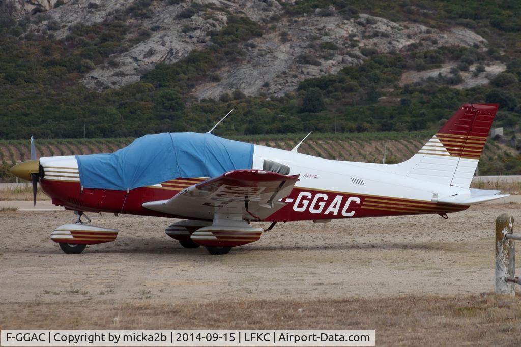 F-GGAC, Piper PA-28-181 Archer C/N 28-90067, Parked
