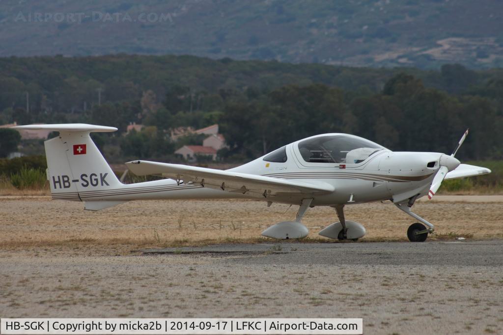HB-SGK, 2003 Diamond DA-20-C1 Eclipse C/N C0207, Parked