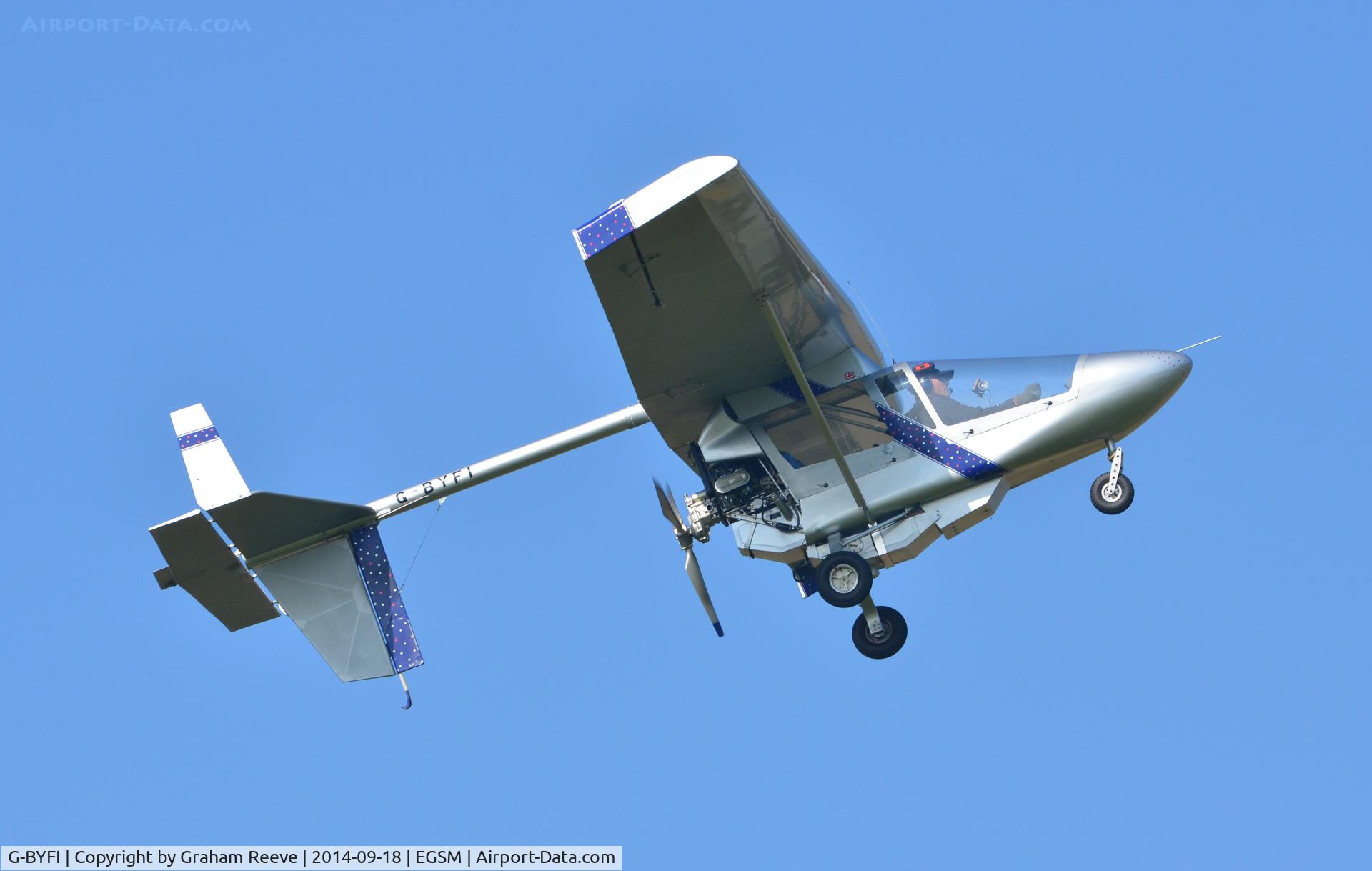 G-BYFI, 1999 CFM Streak Shadow SA C/N PFA 206-13300, Departing from Beccles.