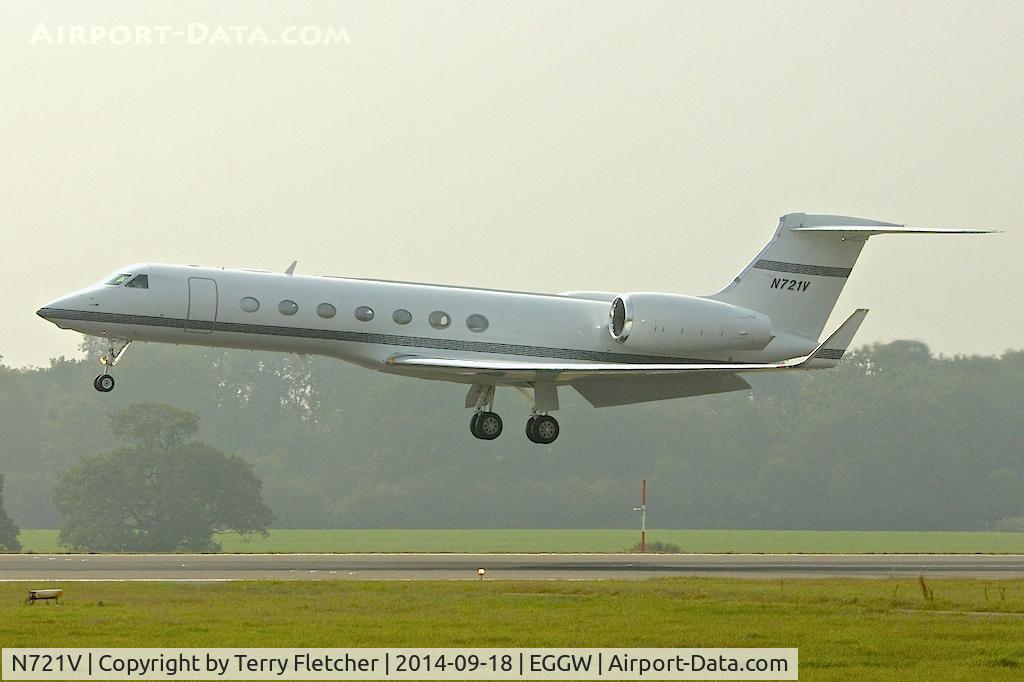 N721V, Gulfstream Aerospace GV-SP (G550) C/N 5412, At Luton