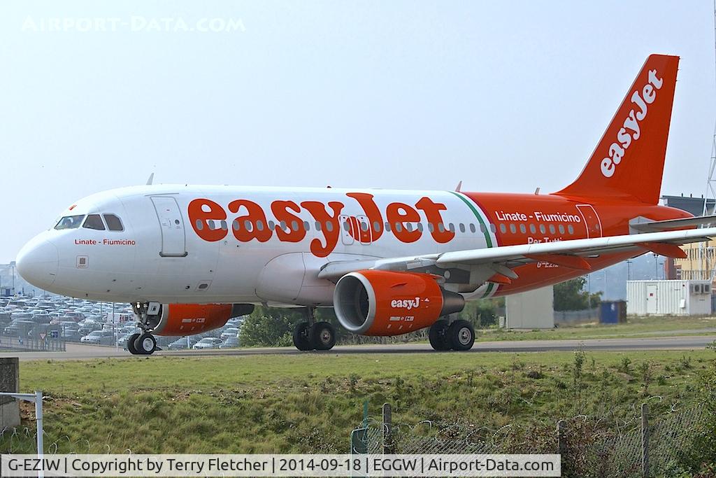 G-EZIW, 2005 Airbus A319-111 C/N 2578, Easyjet A319 with touches of Italy at Luton