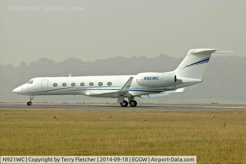 N921WC, 2003 Gulfstream Aerospace GV-SP (G550) C/N 5026, At Luton