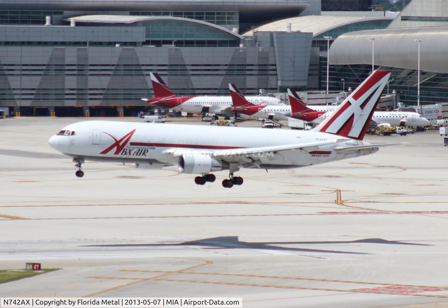 N742AX, 1983 Boeing 767-232 C/N 22217, ABX 767-200