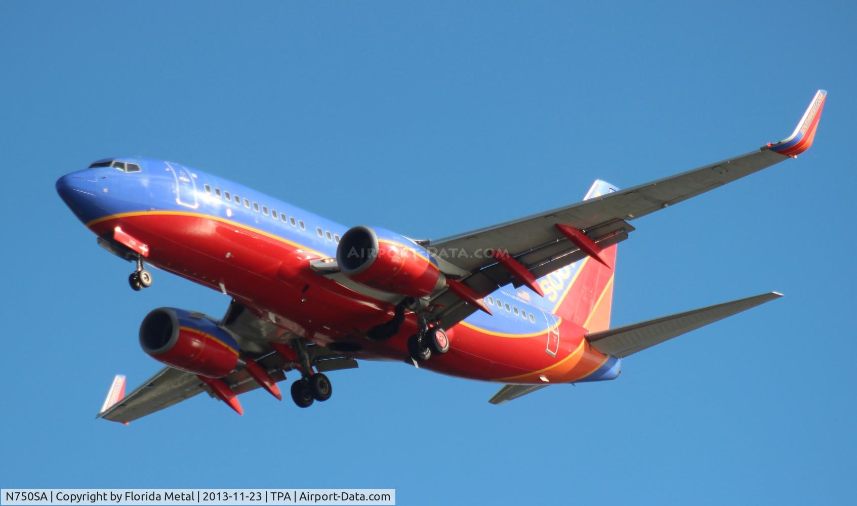 N750SA, 1999 Boeing 737-7H4 C/N 29802, Southwest 737-700