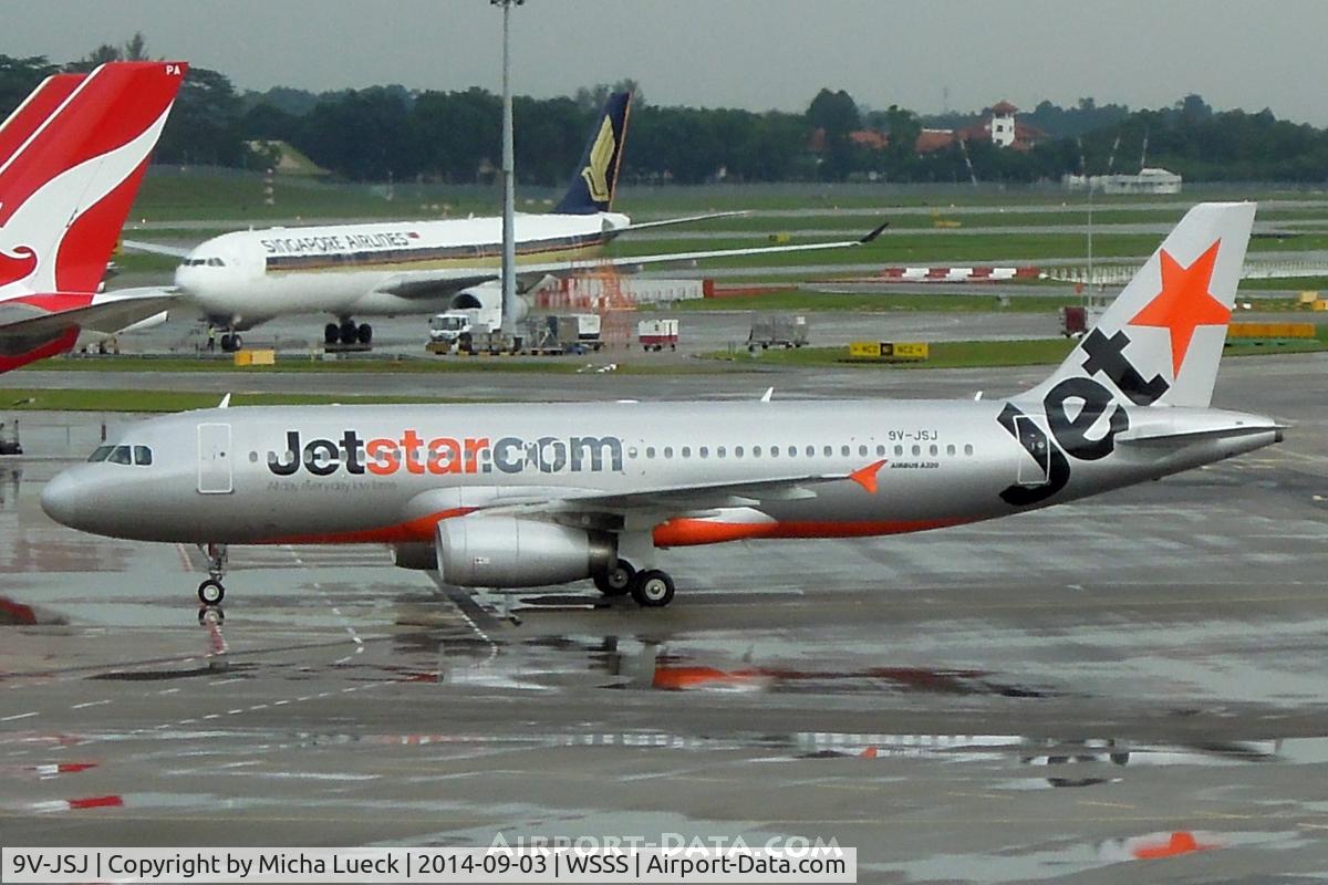 9V-JSJ, 2010 Airbus A320-232 C/N 4515, At Changi