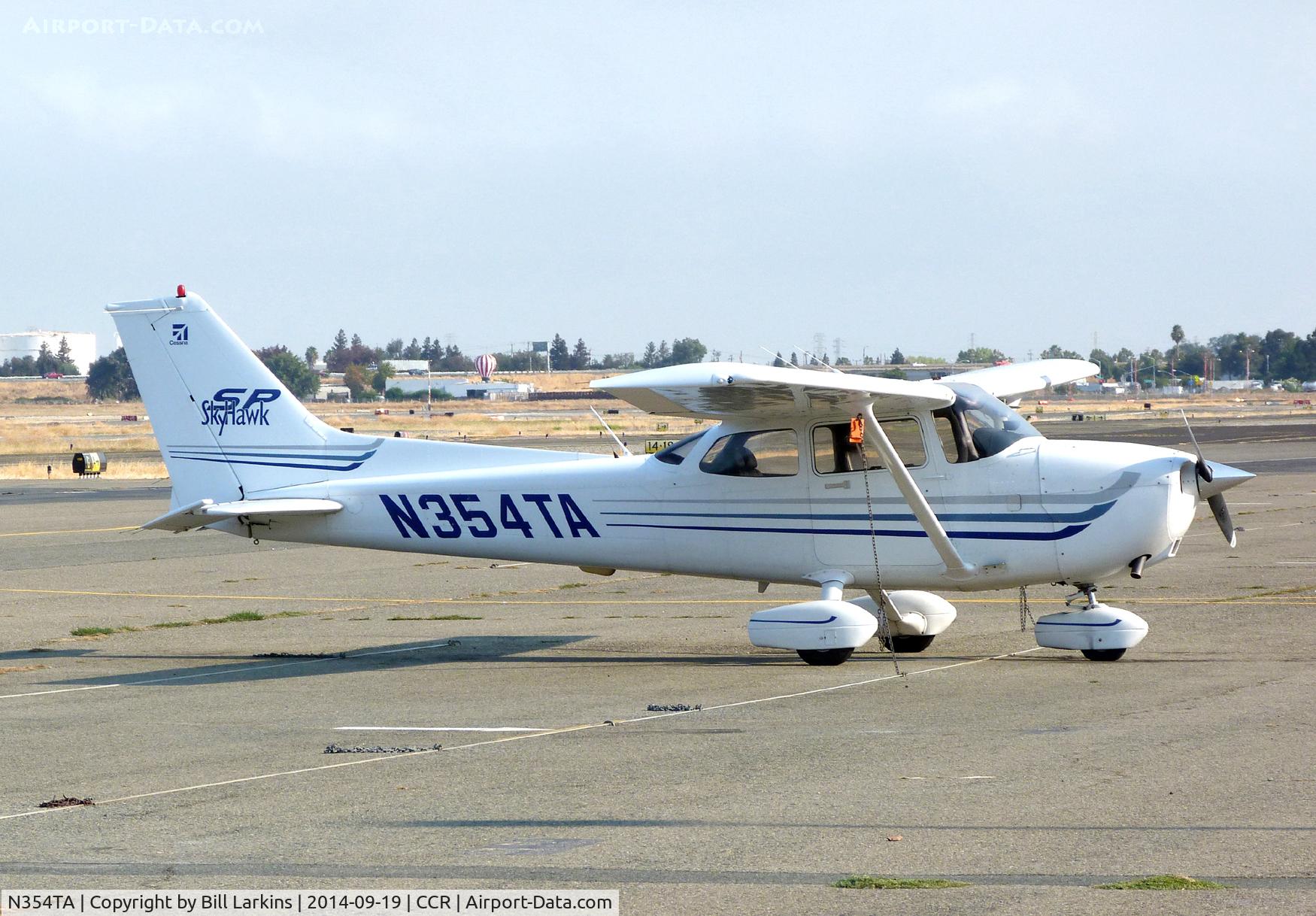 N354TA, 2003 Cessna 172S C/N 172S9354, Visitor