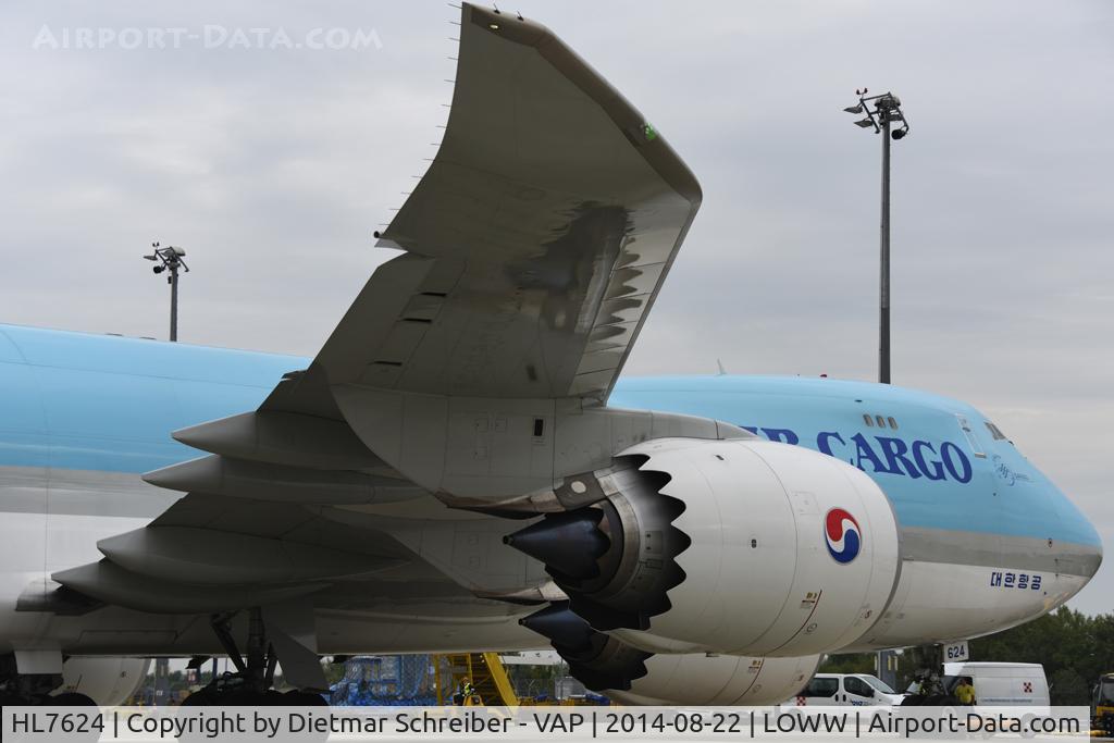 HL7624, 2013 Boeing 747-8B5F C/N 37656, Korean Air Boeing 747-8